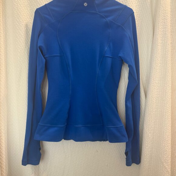 Lululemon Bhakti Yoga jacket. Asymmetrical double zip. Size 6 EUC - Picture 8 of 10